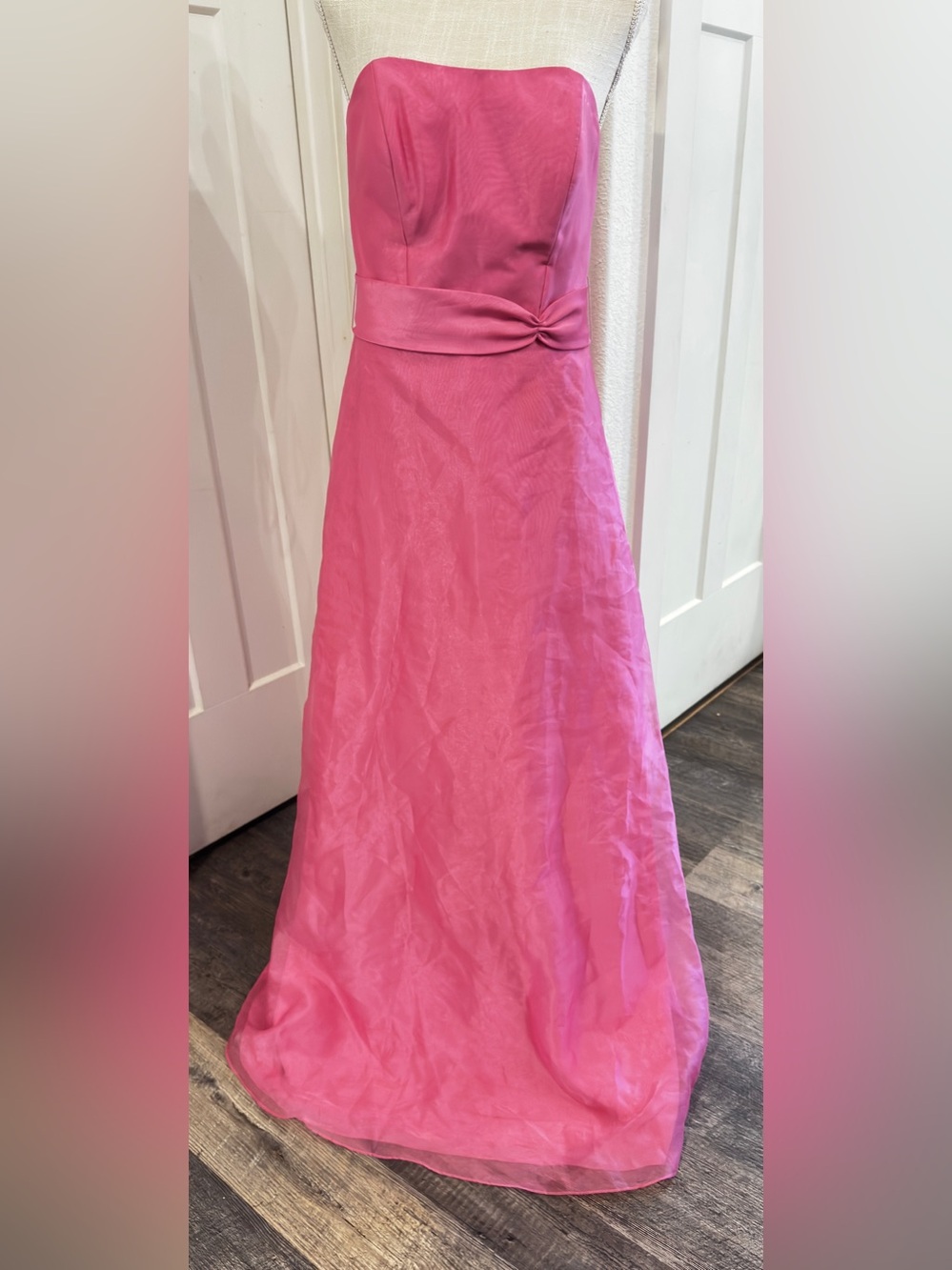 Mori Lee Pink Strapless Organza A-Line Formal Gown Dress Size 4 / 6 Small